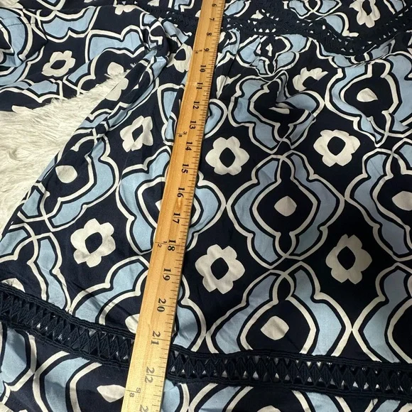 Crown & Ivy Blue and Black Geometric Blouse - Picture 11 of 11